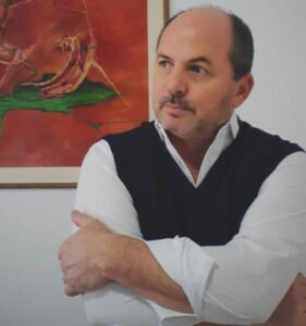 Dr. Julio Collado