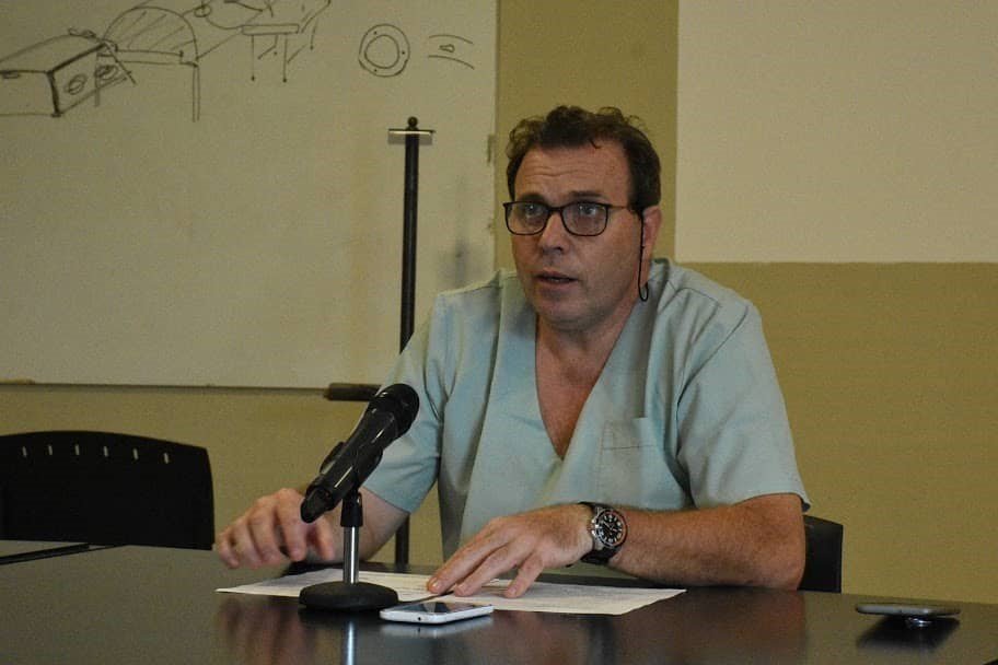 La paradoja de la Salud: Alta tecnología con médicos en extinción
