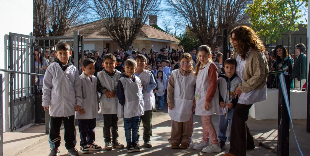 Reabrió sus puertas la Escuela nº17