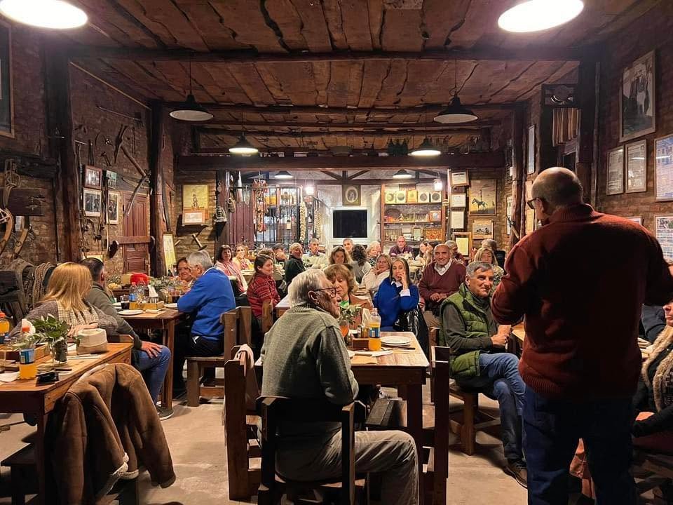 Comida española y baile flamenco